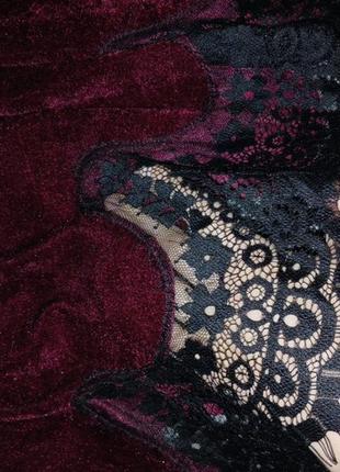 Велюровое бордовое платье тикапеция с кружевом5 фото