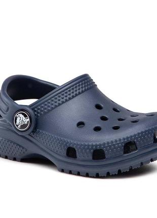 Шлёпанцы мальчику crocs