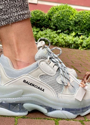 Balenciaga triple s