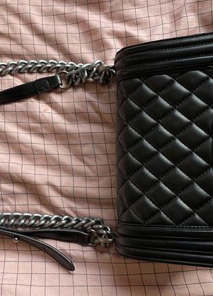 Женственная сумка chanel