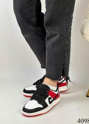 Кросівки молодіжні, червоно-чорні2 фото