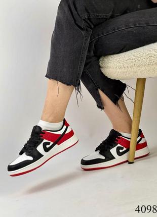 Кросівки молодіжні, червоно-чорні6 фото