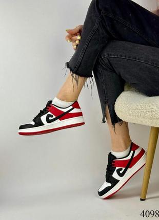 Кросівки молодіжні, червоно-чорні5 фото