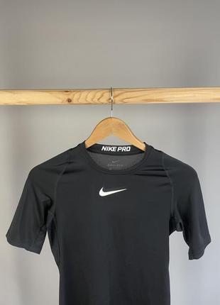 Футболка nike pro