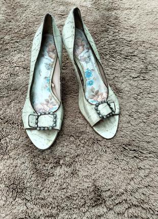 Туфлі george
