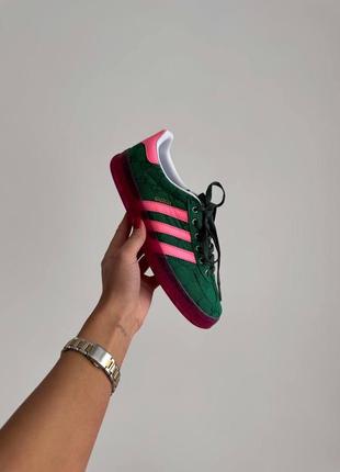 Трендовые кроссовки adidas gazelle