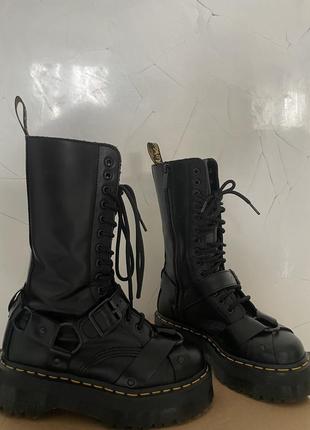 Черевики dr. martens