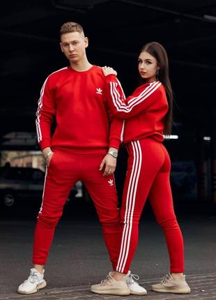 Качественные спортивные костюмы adidas