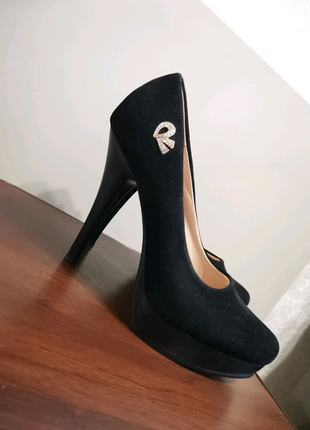 Туфлі 38 розмір, замш