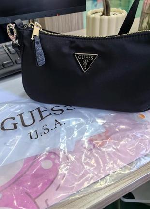 Стильна нейлонова сумочка guess