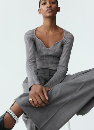 H&m трикотажный джемпер разм. s
