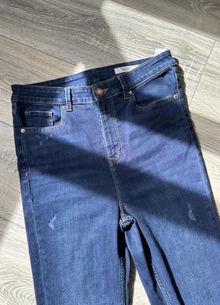 Джинси скіні