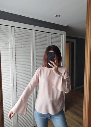 Блуза з рукавами кльош у пудровому кольорі xs7 фото