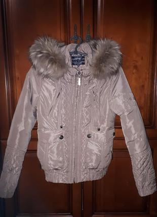 Зимняя короткая куртка с натуральным мехом на девочку-подростка 41 фото