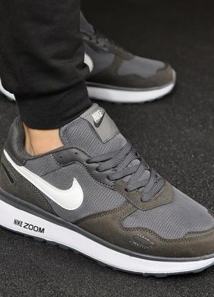 Чоловіче спортивне взуття, чоловічі кросівки nike весна літо