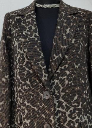 Трендове пальто леопард2 фото