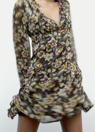 Шикарного крою сукня3 фото