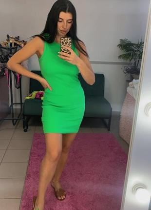 Сукня в рубчик,зелена сукня