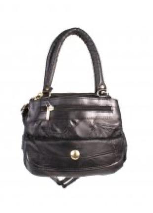 Черная маленькая сумка много отделов