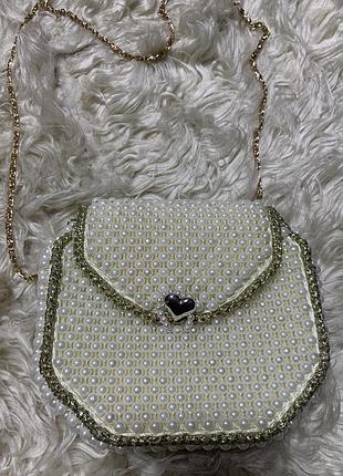 Эффектная брендовая сумочка клатч жемчуг monsoon