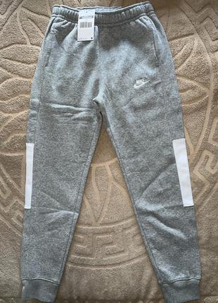 Брюки nike taped leg regular length, оригинал, размер xs/s