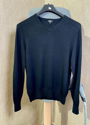 Джемпер мужской черный uniqlo из 100% шерсти, размер s/m1 фото