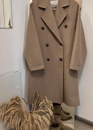 Роскошное, плотное шерстяное пальто от бренда mango1 фото