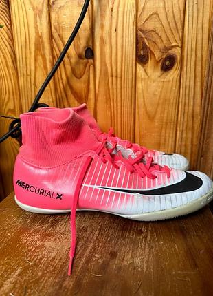 Футзалки nike dodge mercurialx victory vi df ic 903613-601 41 розмір