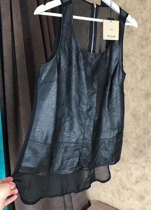 Очень крутая майка из экокожи☺️