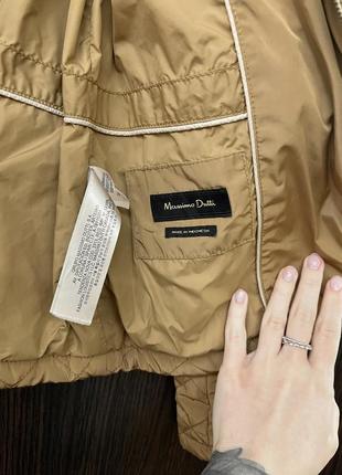 Оригинальная стеганная куртка massimo dutti на синтепоне для межсезонья.4 фото