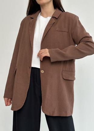 Женский льняной коричневый пиджак