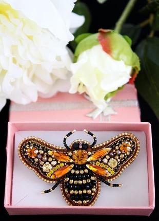 Брошь королевская пчела, брошь насекомое, подарок внучке, подарок дочке, подарок на день рождения4 фото