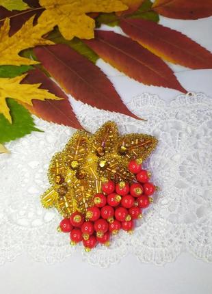 Комплект украшений брошь и серьги с натуральным красным кораллом3 фото