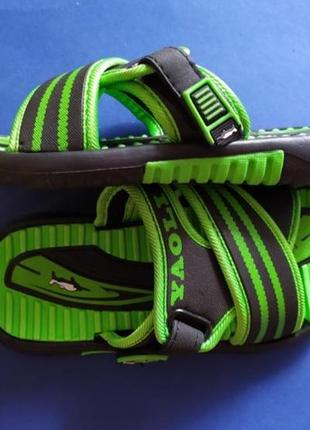 Шлепанцы на мальчика5 фото