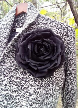 Большая шелковая роза на одежду.6 фото