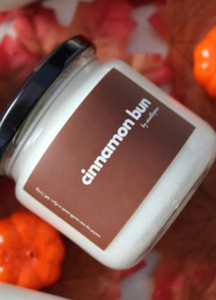 Соевая арома-свеча cinnamon bun1 фото