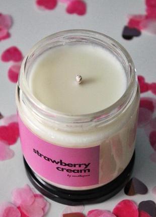Соєва ароматична свічка "strawberry cream"🍦🍓2 фото
