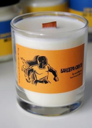 Соєва ароматична свічка "бандера-смузі"2 фото