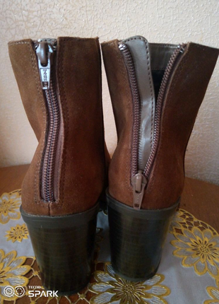 Демісезонні фірмові полусапоги. натуральний замш5 фото