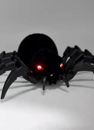 Игрушечный паук робот на радиоуправлении с парой светом и музыкой 128a-35