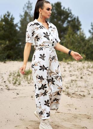 Женский летний комбинезон с короткими рукавами и длинными штанами. белый с цветами s4 фото