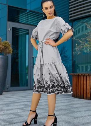 Летнее серое хлопковое платье ниже колена, свободное. серый сарафан.  s1 фото
