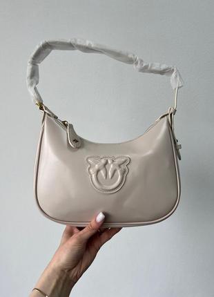 Pinko half moon bag simply cream with leather buckle4 фото