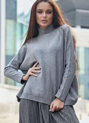 Жіночий светр з високою горловиною. універсальний розмір. оверсайз. сірий s-xl
