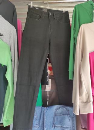 Джинсы летние,мом