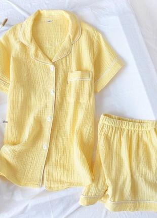 Легкая пижама из муслина: рубашка с коротким рукавом оверсайз и шорты свободного кроя на высокой посадке, персиковая мятная белая лимонная стильная7 фото