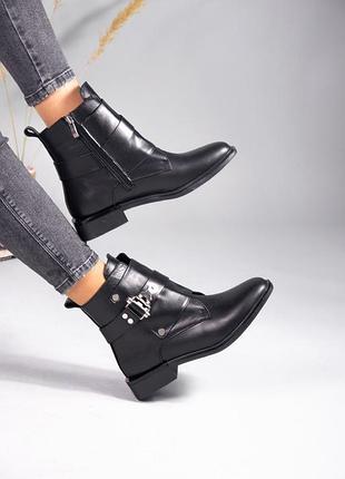 Черевики діночі демісезонні шкіряні 39 розмір