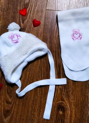 Зимова шапочка для немовляти