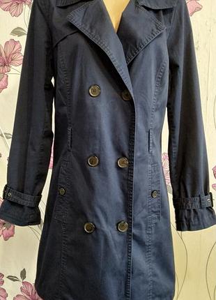 Красивый молодежный плащ 2