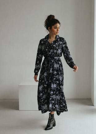 Летнее закрытое платье миди с цветочным принтом. черное s-m6 фото
